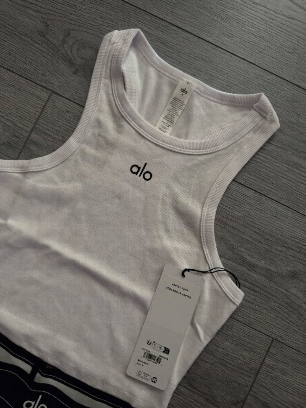ALO Yoga Match Point Tennis Skirt & Aspire Tank Set White/Black | Size L | NWT - Picture 2 of 11